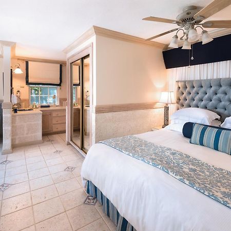 Little Arches Boutique Hotel - Adults Only Oistins エクステリア 写真