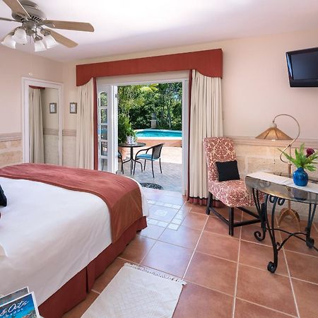 Little Arches Boutique Hotel - Adults Only Oistins エクステリア 写真